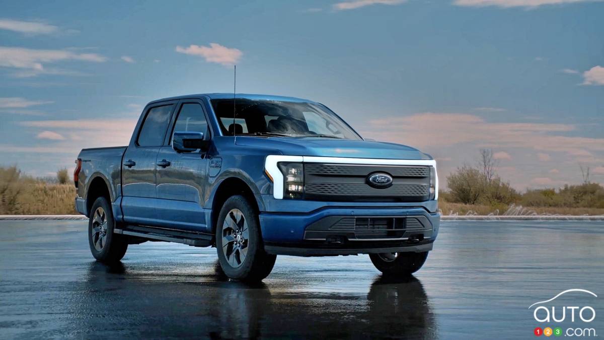 The Ford F-150 Lightning makes its debut | Car News | Auto123